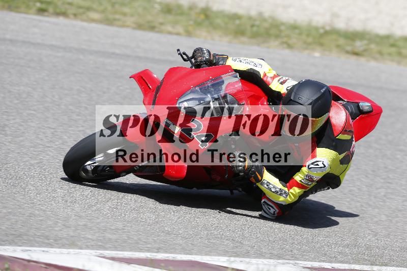 /10 20.04.2026  Pluess Moto Sport ADR/Freies Fahren/24